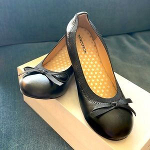 Nordstrom Elise Ballet Flat, Black, size 3.